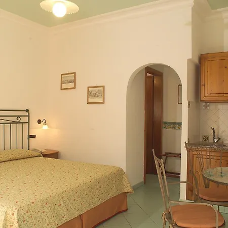 Lägenhetshotell Fiorentino Lipari (Isola Lipari)