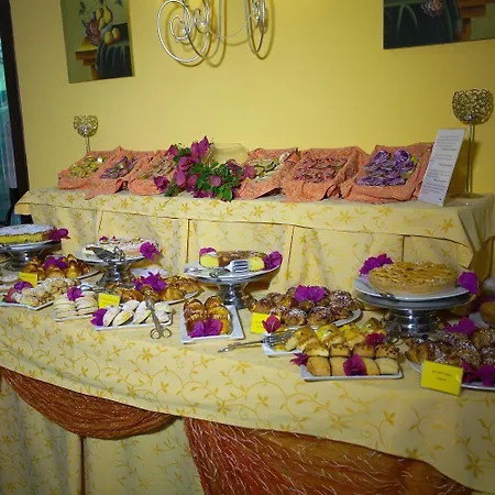 Fiorentino Aparthotel 4*