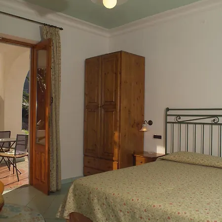 Lägenhetshotell Fiorentino 4*